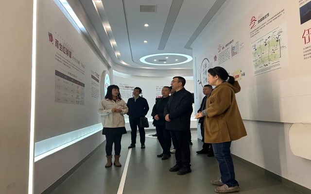 荆州市委副书记金鹏率队调研艾诗特通明工厂，助力3499拉斯维加斯产业“破壁出圈”